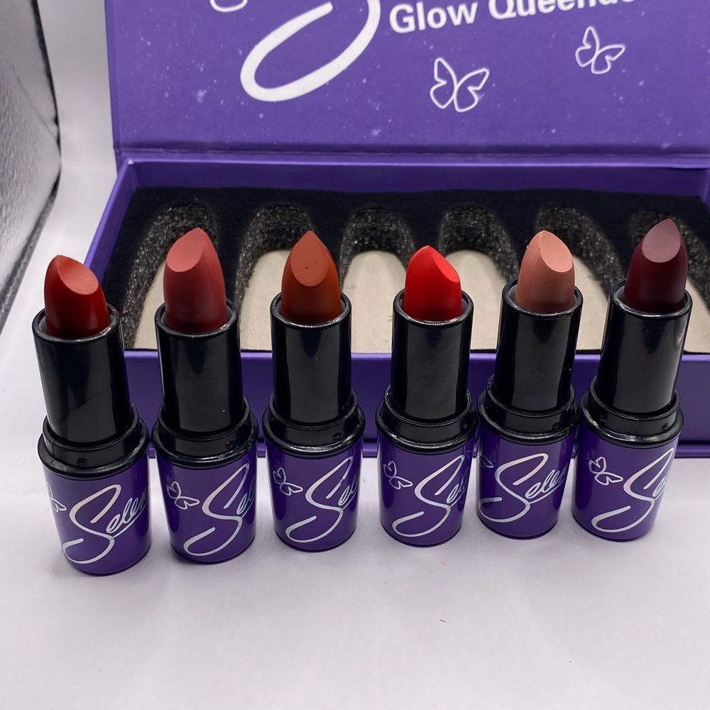 💜 Selena 6 Piece Matte Lipstick Set Collection - Picture 5 of 7